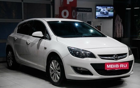 Opel Astra J, 2014 год, 850 000 рублей, 3 фотография