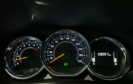 Renault Logan II, 2020 год, 1 099 000 рублей, 21 фотография