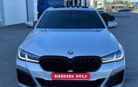 BMW 5 серия, 2019 год, 4 200 000 рублей, 10 фотография