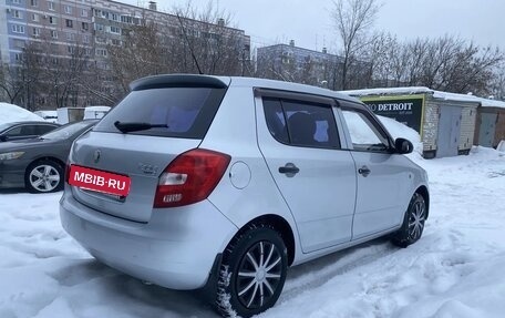 Skoda Fabia II, 2010 год, 399 000 рублей, 3 фотография