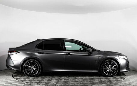 Toyota Camry, 2020 год, 2 499 000 рублей, 5 фотография