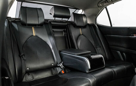 Toyota Camry, 2020 год, 2 499 000 рублей, 23 фотография