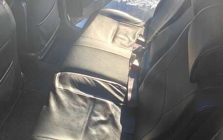 Toyota Wish II, 2003 год, 800 000 рублей, 12 фотография