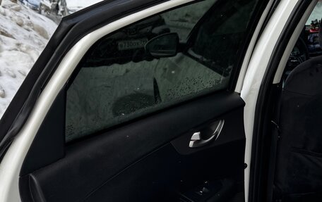 KIA Cerato IV, 2020 год, 1 900 000 рублей, 13 фотография