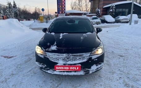 Opel Astra K, 2018 год, 1 100 000 рублей, 2 фотография