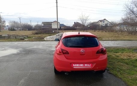 Opel Astra J, 2011 год, 440 000 рублей, 2 фотография