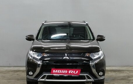 Mitsubishi Outlander III рестайлинг 3, 2021 год, 2 458 000 рублей, 2 фотография