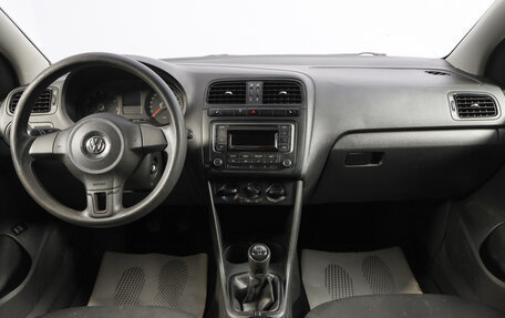 Volkswagen Polo VI (EU Market), 2013 год, 699 000 рублей, 11 фотография