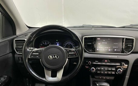 KIA Sportage IV рестайлинг, 2021 год, 2 699 000 рублей, 18 фотография