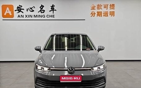 Volkswagen Golf VIII, 2022 год, 1 795 005 рублей, 1 фотография