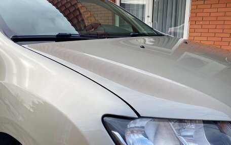 Renault Logan II, 2018 год, 730 000 рублей, 4 фотография