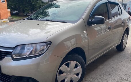 Renault Logan II, 2018 год, 730 000 рублей, 10 фотография