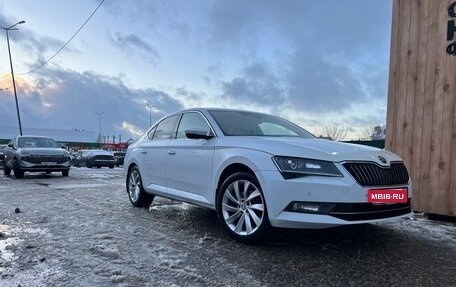 Skoda Superb III рестайлинг, 2015 год, 1 500 000 рублей, 2 фотография