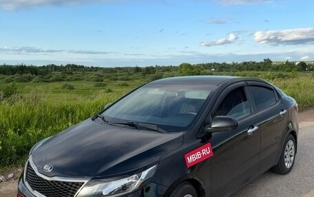 KIA Rio III рестайлинг, 2015 год, 1 000 000 рублей, 2 фотография