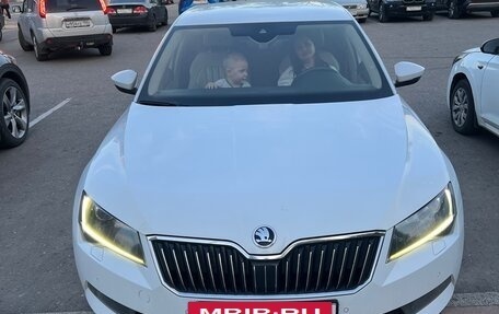 Skoda Superb III рестайлинг, 2015 год, 1 500 000 рублей, 3 фотография