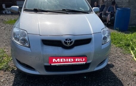 Toyota Auris II, 2007 год, 750 000 рублей, 2 фотография