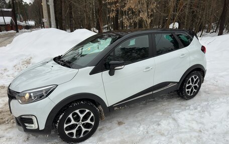 Renault Kaptur I рестайлинг, 2019 год, 1 350 000 рублей, 3 фотография