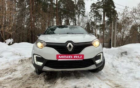 Renault Kaptur I рестайлинг, 2019 год, 1 350 000 рублей, 2 фотография