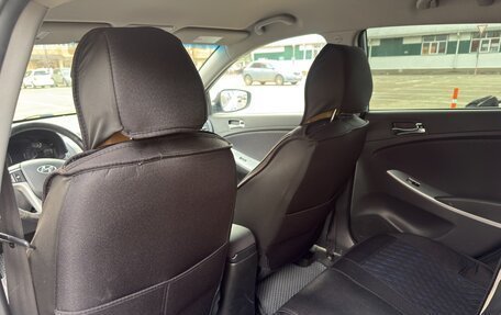 Hyundai Solaris II рестайлинг, 2013 год, 950 000 рублей, 21 фотография