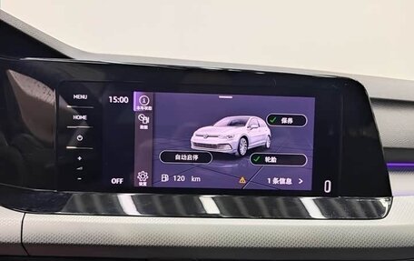 Volkswagen Golf VIII, 2022 год, 1 795 005 рублей, 13 фотография