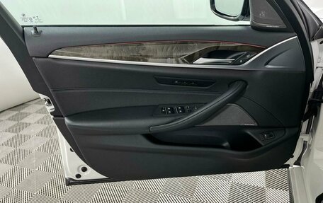 BMW 5 серия, 2019 год, 3 549 000 рублей, 9 фотография