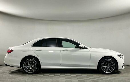 Mercedes-Benz E-Класс, 2021 год, 4 399 000 рублей, 4 фотография