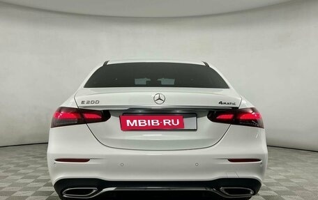 Mercedes-Benz E-Класс, 2021 год, 4 399 000 рублей, 5 фотография