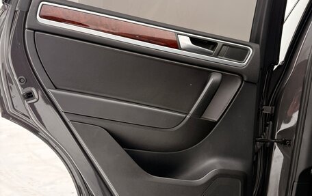 Volkswagen Touareg III, 2012 год, 2 450 000 рублей, 19 фотография