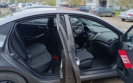 Hyundai Solaris II рестайлинг, 2015 год, 1 190 000 рублей, 10 фотография