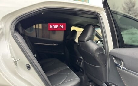 Toyota Camry, 2020 год, 2 990 000 рублей, 18 фотография