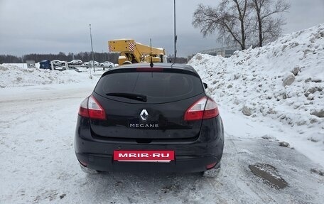 Renault Megane III, 2014 год, 900 000 рублей, 4 фотография