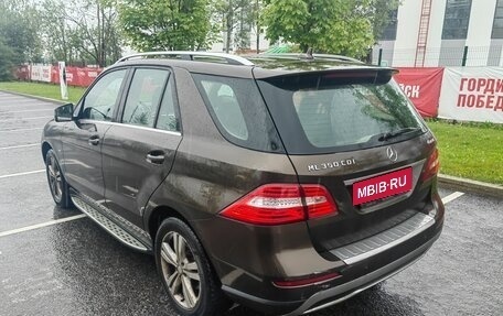 Mercedes-Benz M-Класс, 2012 год, 2 750 000 рублей, 4 фотография