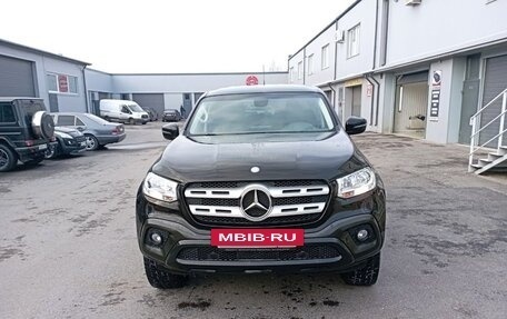 Mercedes-Benz X-Класс I, 2018 год, 3 300 000 рублей, 5 фотография