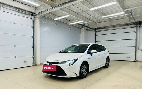 Toyota Corolla, 2019 год, 1 999 000 рублей, 2 фотография