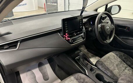 Toyota Corolla, 2019 год, 1 999 000 рублей, 13 фотография