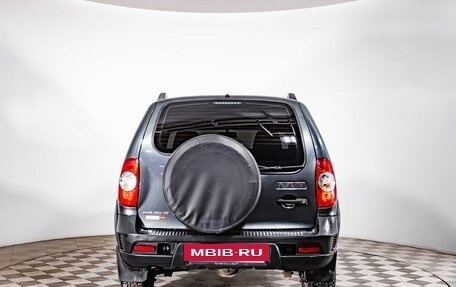 Chevrolet Niva I рестайлинг, 2017 год, 750 000 рублей, 4 фотография