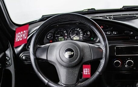 Chevrolet Niva I рестайлинг, 2017 год, 750 000 рублей, 16 фотография