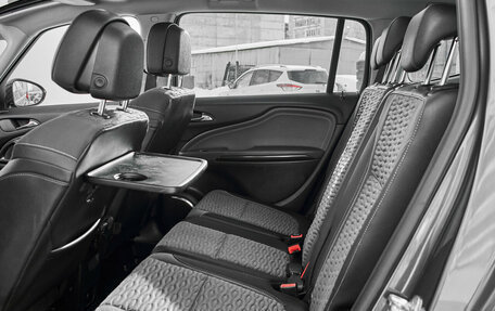 Opel Zafira C рестайлинг, 2012 год, 1 380 000 рублей, 22 фотография