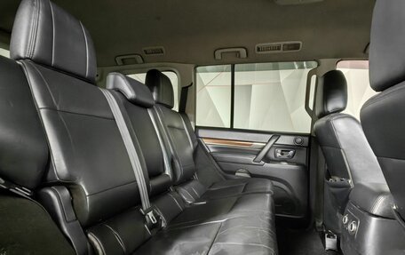 Mitsubishi Pajero IV, 2008 год, 1 695 000 рублей, 16 фотография