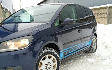 Volkswagen Touran III, 2011 год, 910 000 рублей, 10 фотография