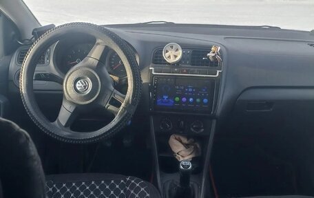 Volkswagen Polo VI (EU Market), 2011 год, 595 000 рублей, 4 фотография