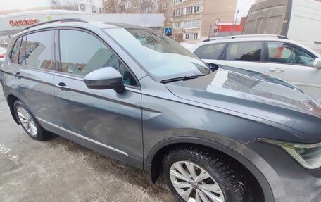 Volkswagen Tiguan II, 2021 год, 2 600 000 рублей, 7 фотография