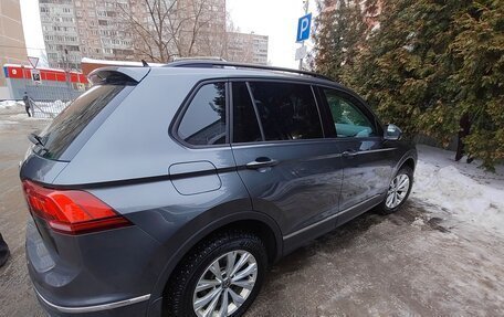 Volkswagen Tiguan II, 2021 год, 2 600 000 рублей, 13 фотография