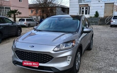 Ford Escape, 2021 год, 2 350 000 рублей, 3 фотография