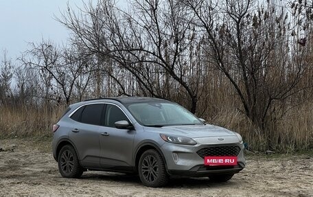 Ford Escape, 2021 год, 2 350 000 рублей, 16 фотография
