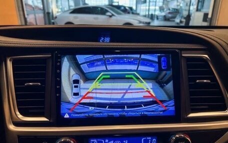 Toyota Highlander III, 2019 год, 3 890 000 рублей, 15 фотография