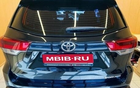 Toyota Highlander III, 2019 год, 3 890 000 рублей, 5 фотография