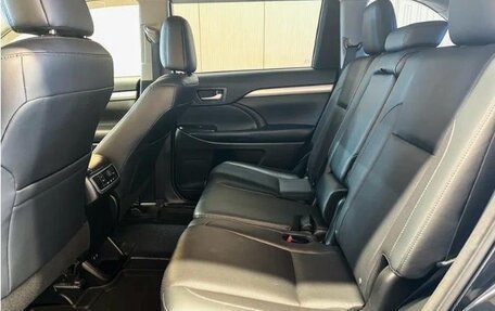 Toyota Highlander III, 2019 год, 3 890 000 рублей, 20 фотография