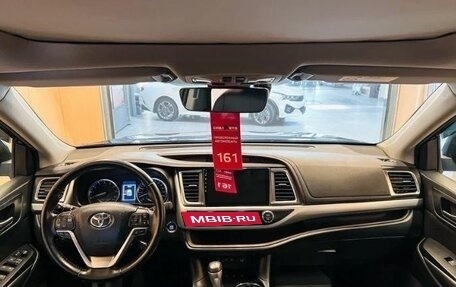 Toyota Highlander III, 2019 год, 3 890 000 рублей, 18 фотография