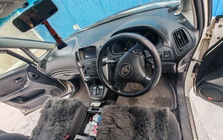 Toyota Harrier, 2002 год, 920 000 рублей, 9 фотография